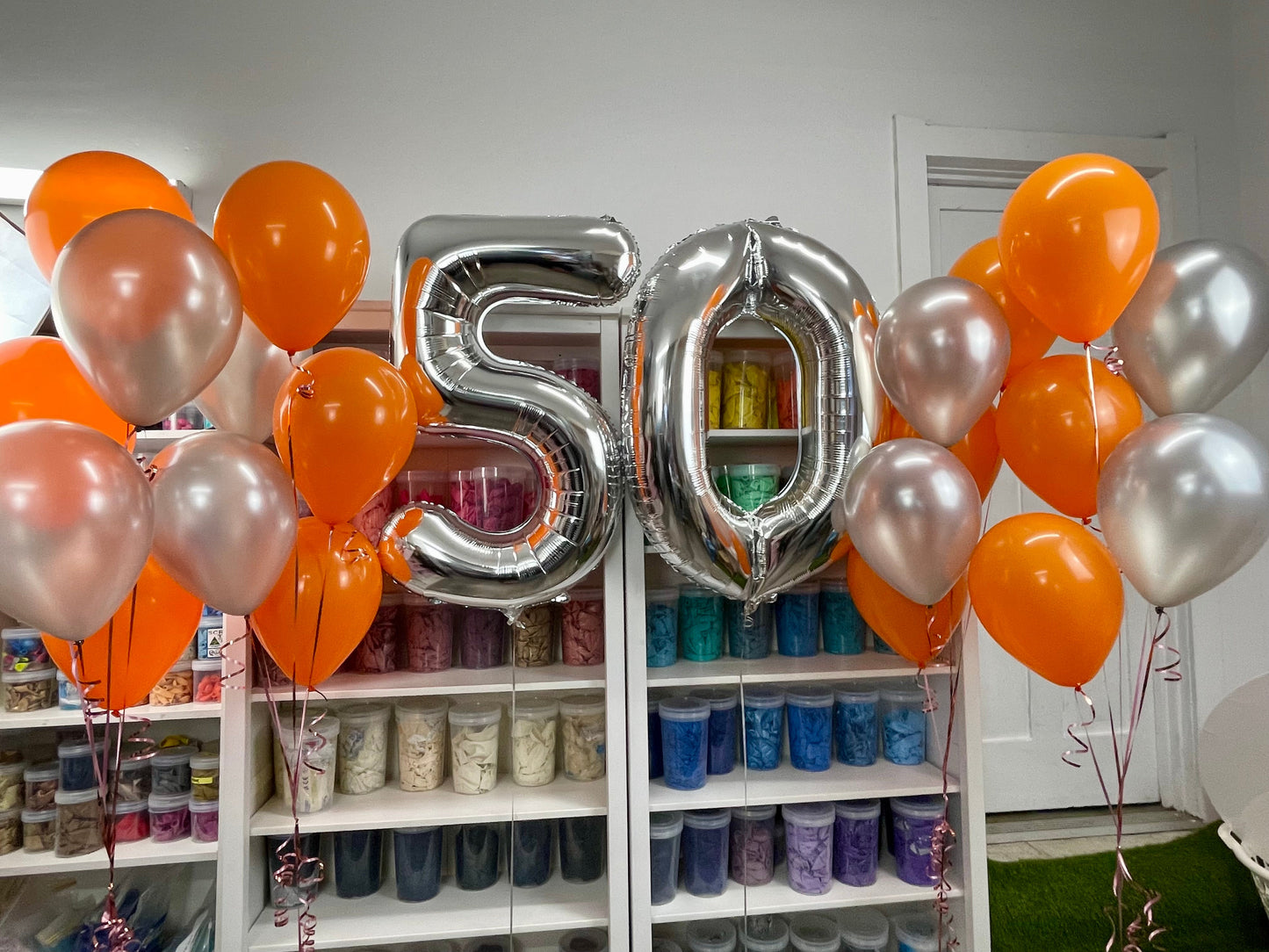 2 Large Number Bouquet and 10 latex